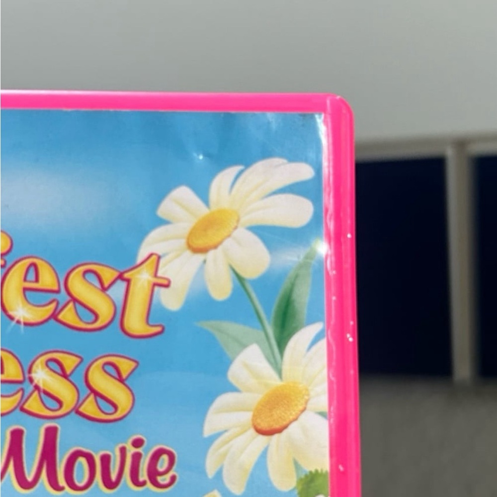 Lot of 6 Children’s DVD, including My Little Pony and Strawberry Shortcake - Picture 3 of 10